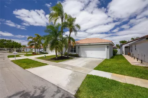 2737 SW 177th Ave, Miramar, FL 33029