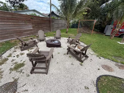 1823 SW 22nd St, Fort Lauderdale, FL 33315