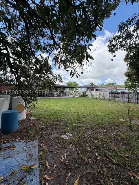 571 E 60th St, Hialeah, FL 33013 photo 19