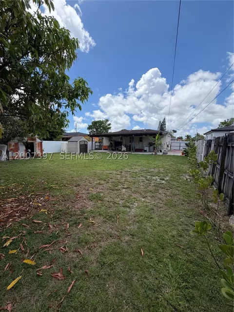 571 E 60th St, Hialeah, FL 33013 photo 18