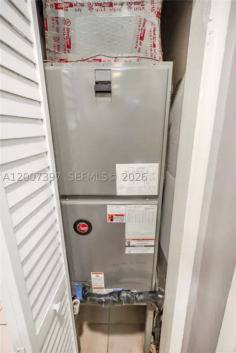 571 E 60th St, Hialeah, FL 33013 photo 21