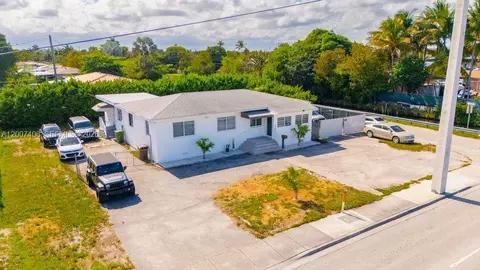 View/Area - 5290 Palm Ave, Hialeah, FL 33012 photo 1 of 3