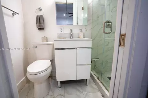Bath - 5290 Palm Ave, Hialeah, FL 33012 photo 2 of 2