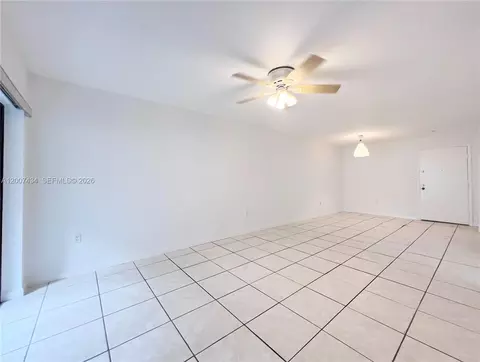 8287 SW 128th St #205, Pinecrest, FL 33156