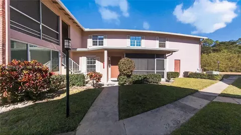 12422 Alternate A1a #Q5, Palm Beach Gardens, FL 33410