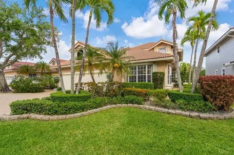 11834 Highland Pl, Coral Springs, FL 33071