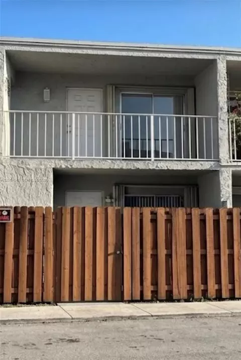 15400 SW 81st Cir Ln #1011, Miami, FL 33193