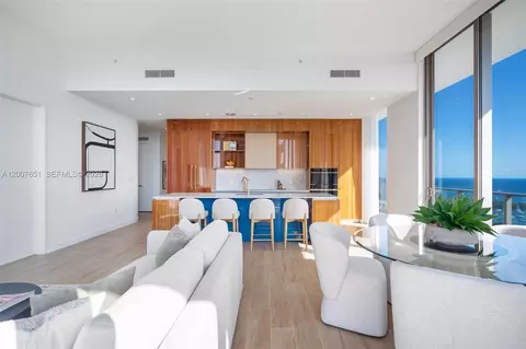 2655 S Bayshore Dr #1911, Coconut Grove, FL 33133