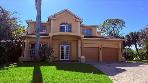 633 SW Jada Rd, Port Saint Lucie, FL 34953