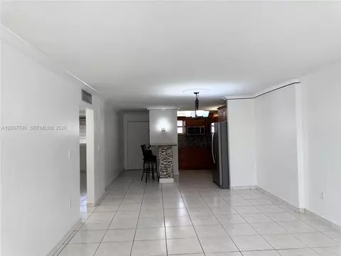 1850 W 56th St #2404, Hialeah, FL 33012