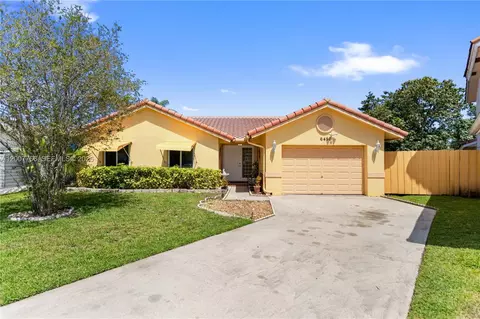 6450 SW 13th St, Plantation, FL 33317