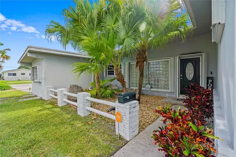 9500 Caribbean Blvd, Cutler Bay, FL 33189