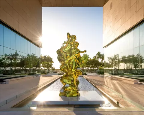 10201 Collins Ave #404, Bal Harbour, FL 33154