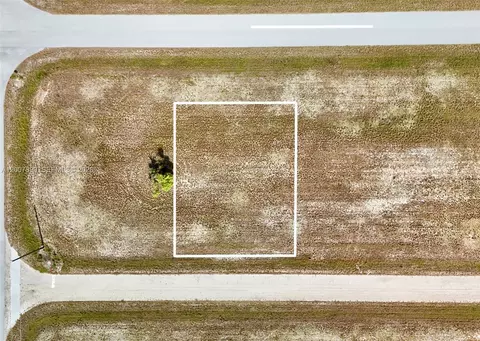 18 Cockatiel Way, Other, FL 33946