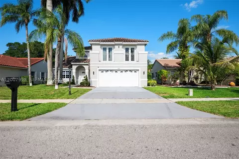 131 NW 187th Ave, Pembroke Pines, FL 33029