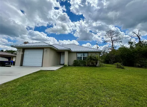 358 Lime Rd NW, Lake Placid, FL 33852