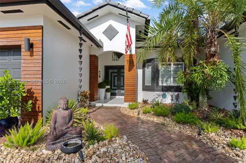711 SE 14th Ave, Homestead, FL 33033