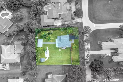 480 W Mount Vernon Dr, Plantation, FL 33325