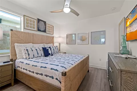 Bedroom - 443 Sombrero Beach Rd, Marathon, FL 33050 photo 11 of 12