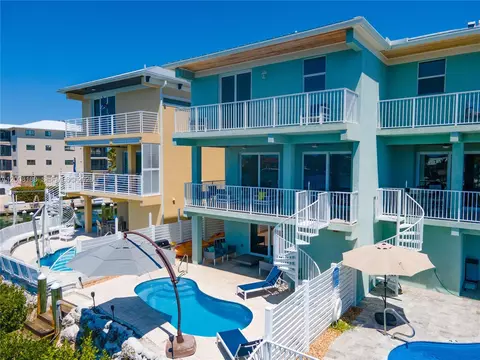 Exterior - 443 Sombrero Beach Rd, Marathon, FL 33050 photo 4 of 5