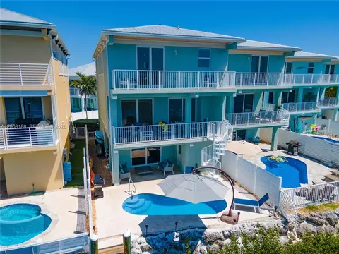 Exterior - 443 Sombrero Beach Rd, Marathon, FL 33050 photo 5 of 5