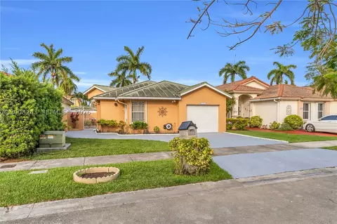 1013 NW 132nd Ave W, Miami, FL 33182