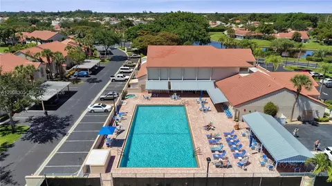 View/Area - 7597 Red Ruby Dr, Delray Beach, FL 33446 photo 7 of 9
