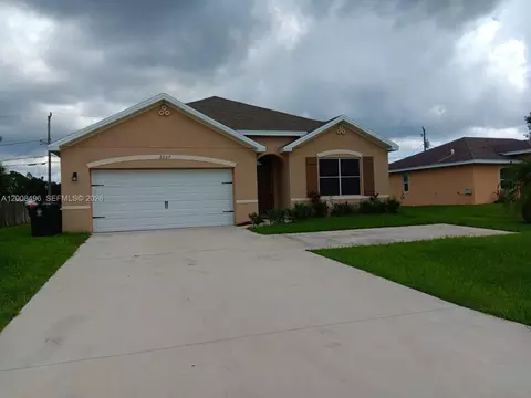 2257 SW Import Dr, Port Saint Lucie, FL 34953