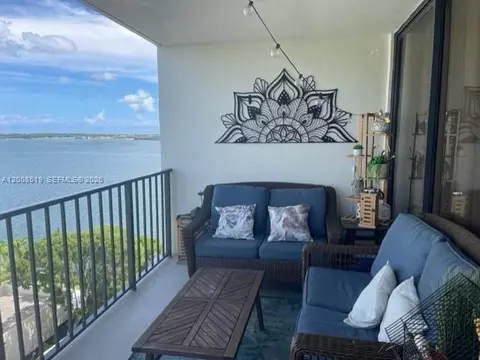 1865 Brickell Ave #A1104, Miami, FL 33129