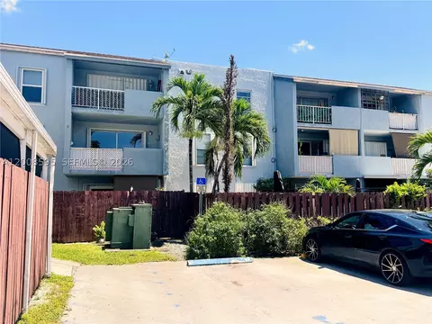 6095 W 18th Ave #S219, Hialeah, FL 33012