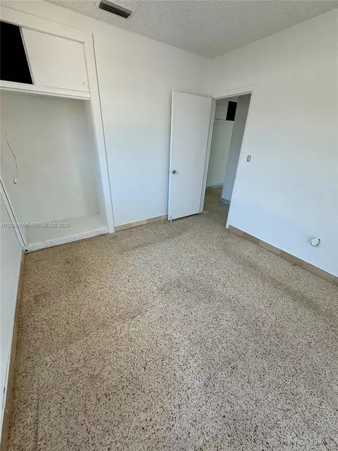 Bedroom - 5373 W 10th Ct, Hialeah, FL 33012 photo 3 of 6