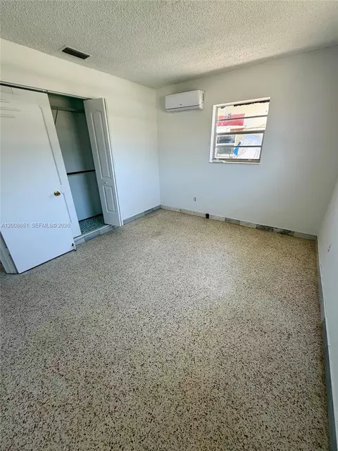 Bedroom - 5373 W 10th Ct, Hialeah, FL 33012 photo 6 of 6