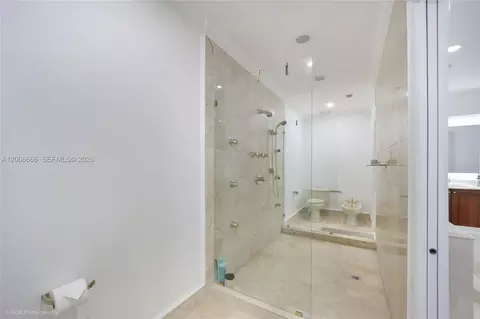 Bath - 3400 SW 27th Ave #2202, Miami, FL 33133 photo 3 of 4