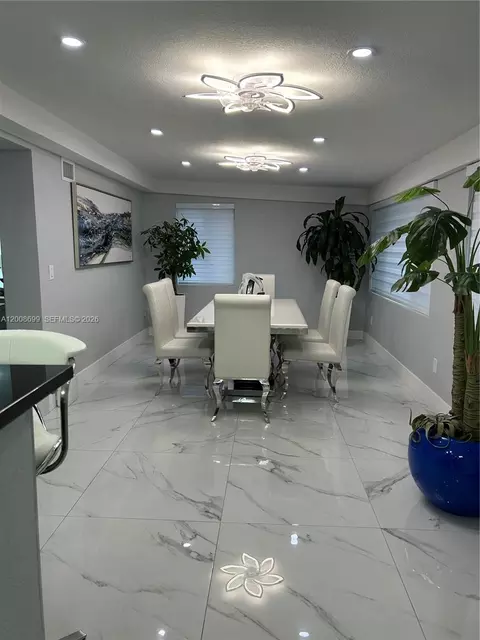 Dining - 367 W 33rd St, Hialeah, FL 33012 photo 1 of 2