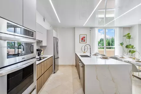 17555 Atlantic Blvd #508, Sunny Isles Beach, FL 33160