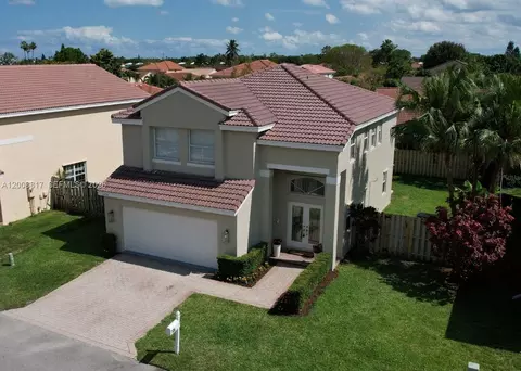 6630 Saltaire Ter, Margate, FL 33063