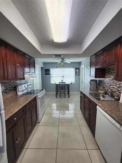 3381 NW 33rd Ct, Lauderdale Lakes, FL 33309