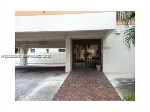 7740 Abbott Ave #5B, Miami Beach, FL 33141