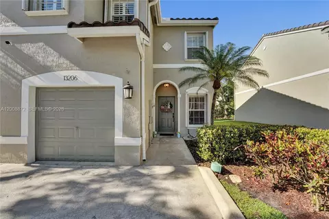 13206 NW 7th Pl, Plantation, FL 33325