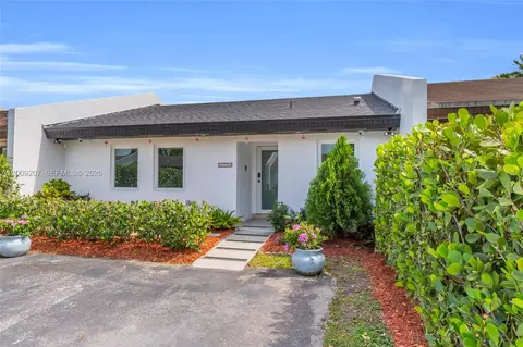 13756 SW 54th Ter, Miami, FL 33175
