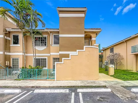 6466 SW 130th Pl #902, Miami, FL 33183