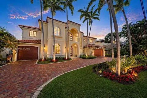 2430 Aqua Vista Blvd, Fort Lauderdale, FL 33301