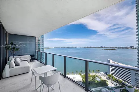 650 NE 32nd St #2101, Miami, FL 33137
