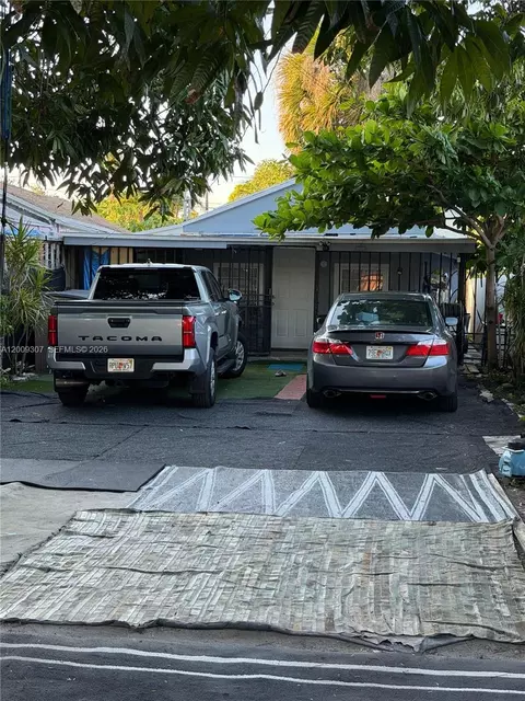 1111 NW 26th St, Miami, FL 33127