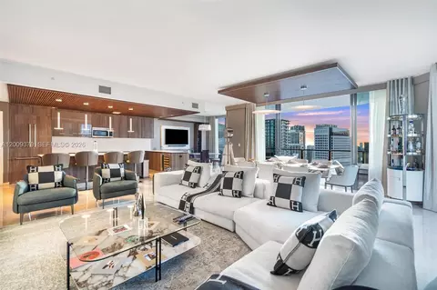 88 SW 7th St #3801, Miami, FL 33130