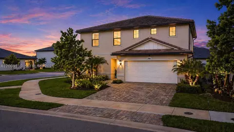 2981 Shortleaf Ave, Oakland Park, FL 33311
