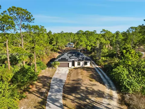 View/Area - 2363 NE 20 Th Ave, Naples, FL 34120 photo 2 of 6