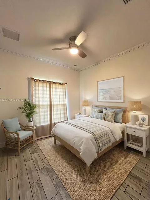Bedroom - 2363 NE 20 Th Ave, Naples, FL 34120 photo 2 of 3