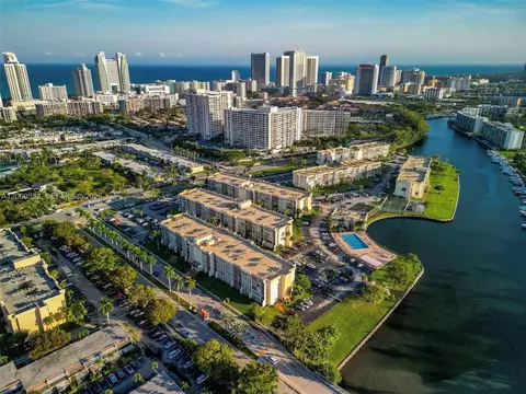 601 Three Islands Blvd #314, Hallandale Beach, FL 33009