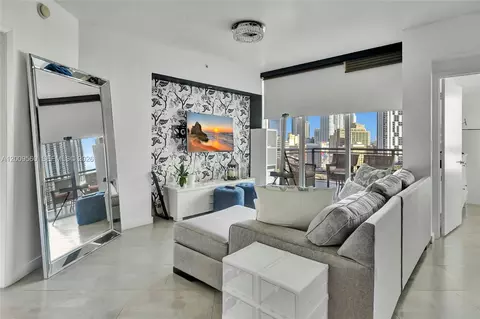 350 S Miami Ave #1703, Miami, FL 33130